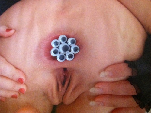 muhmuhmuhmonsters:So my friends and I thought it’d be funny to put googly eyes to some porn while we were drunk last night. HAHAHAHAHAHHAAA omg well they were right >_