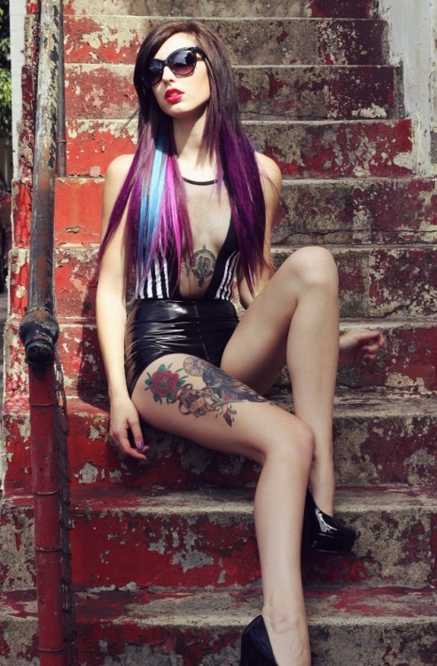  Stacey Thuell. 