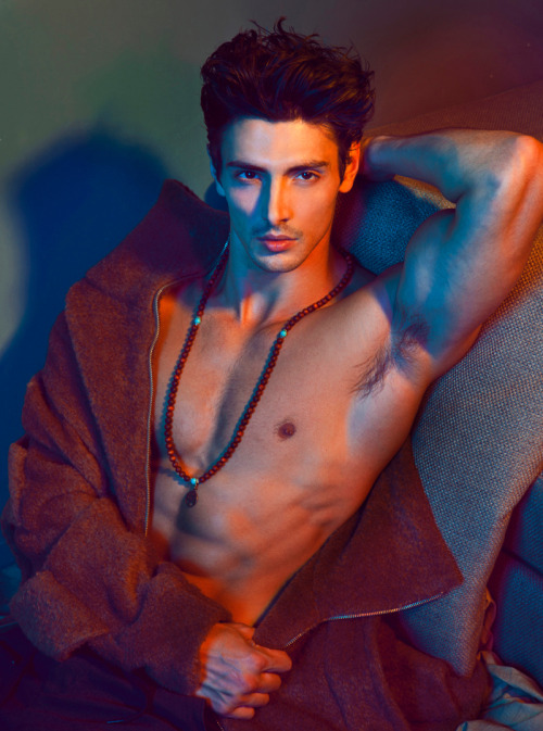 thatboystyle:  Elliott Law by Nino Yapthatboystyle.comfacebook | twitter | instagram | pinterest