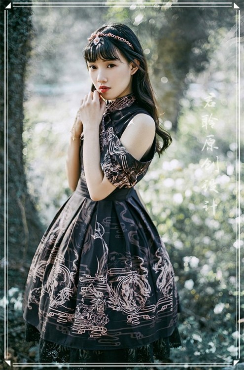 my-lolita-dress:✨✨ #LolitaUpdate: [-★✙★-The Dragon-★✙★-] Qi Lolita OP and Cape✨✨ Learn More About th