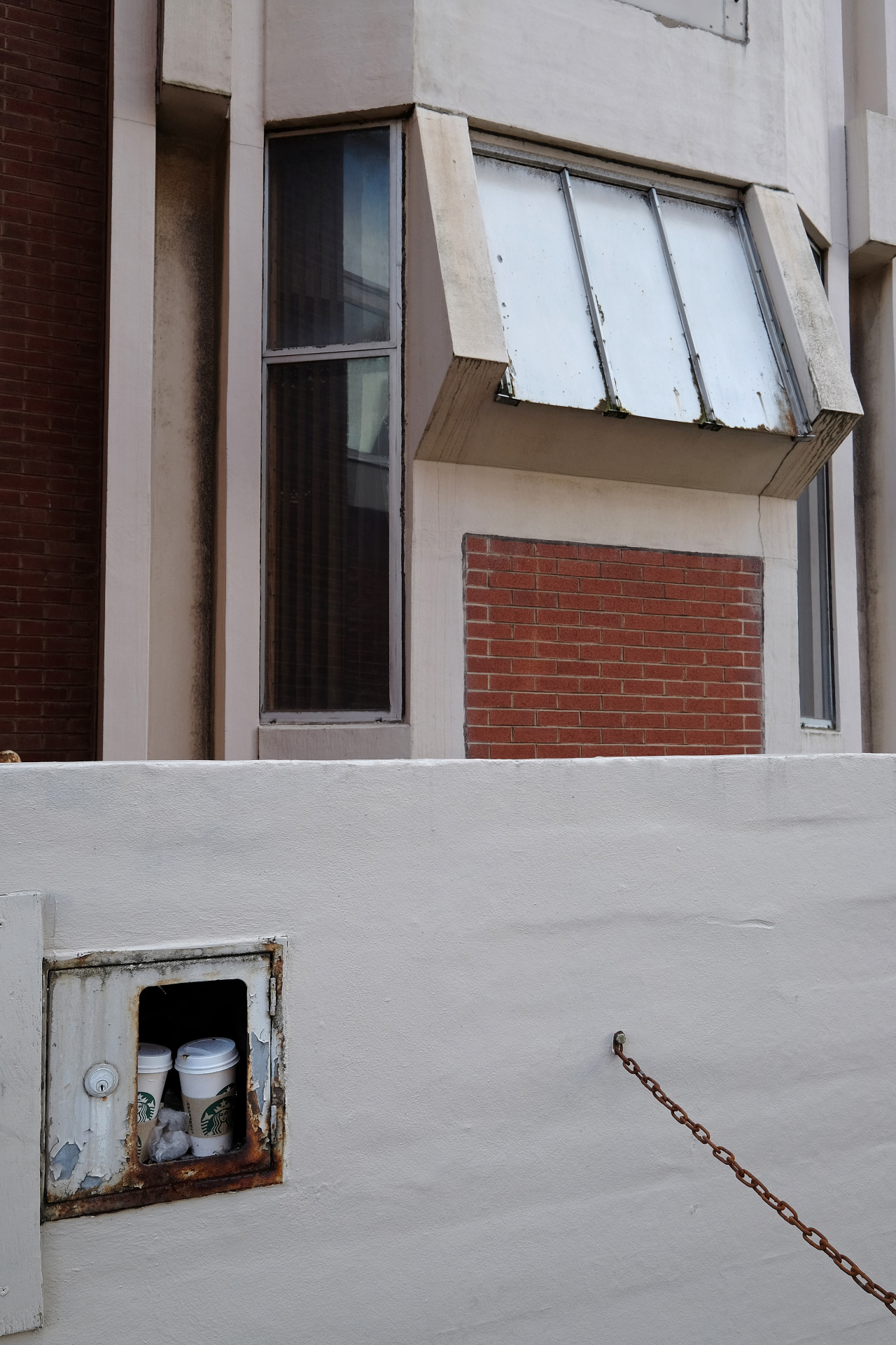 scavengedluxury:  Aspirational Starbucks lifestyle shot. Leeds, October 2014. 