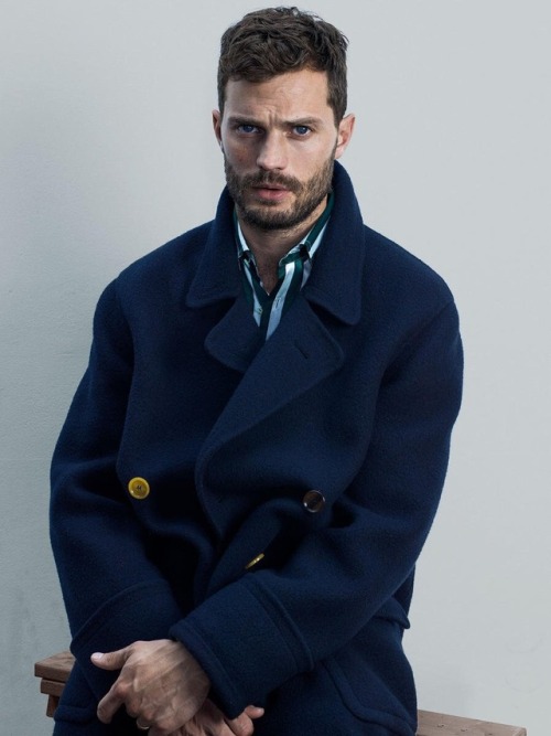 Brand new photoshoot of Jamie: http://jamie-dornan.org/gallery/thumbnails.php?album=1109