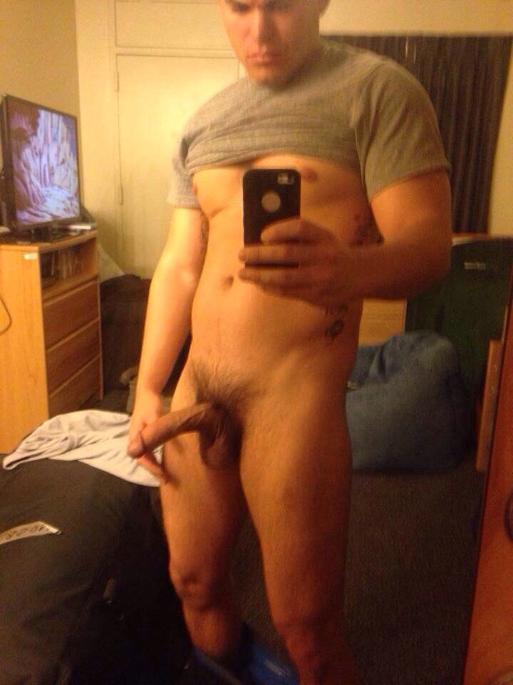 betomartinez:   Beto’s Corner  http://betomartinez.tumblr.com/  That dick and ass