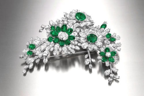 royaltyandpomp: THE JEWEL Dame Elizabeth Taylor Brooch