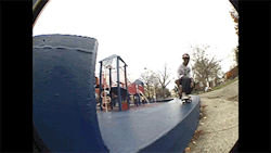 merlin-spin:  Dwayne Fagundes-Pop Shuv Crooks to Fakie 