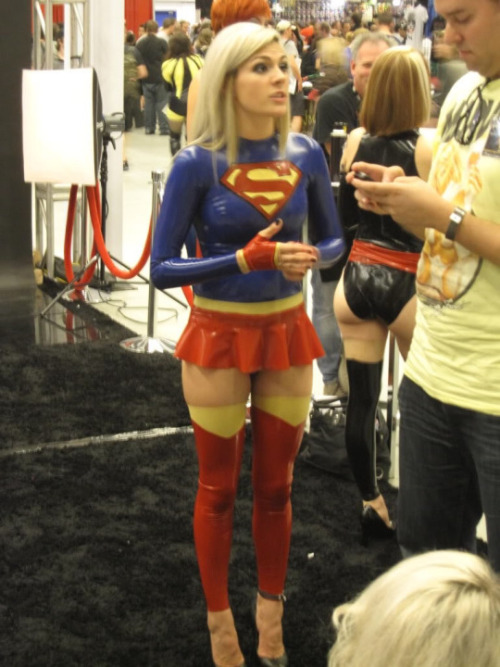 bimbo-puppetsandplaythings: A little while back an anonymous requested the bimbofication of heroines