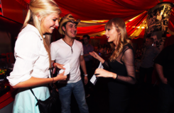 swiftnetwork:After the show it's like this party with me & my fans.