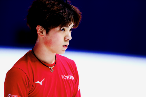 Shoma Uno in practice at 2018 Japanese Nationals, 12/20 (x)
