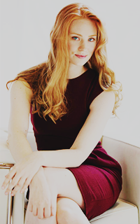 fassylover:  Deborah Ann Woll 200x320   As I was recently reminded about her, here&rsquo;s