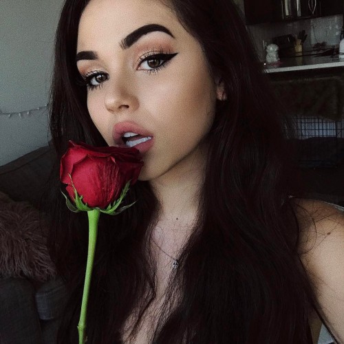 Sex labella-instagram: ig:   maggielindemann pictures