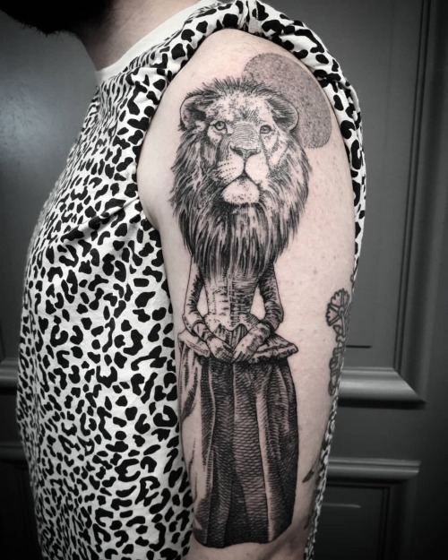 Full Power. Done @anomaly_paris #lionhead #paristattoo #paristattooconvention #surrealismtattoo #etc