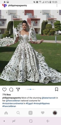 japhers:  hey kuya! the detail in this dress really reminded me of your artstyle(specifically the lace details you put in a lot of your pieces or the clock/time themes),,,, just wanted to share this beautiful gown with you,,I AM ALIVE