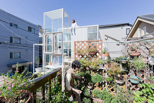 DESIGN: The Transparent House Well&hellip; this could get awkward. Try living in this transparent ho