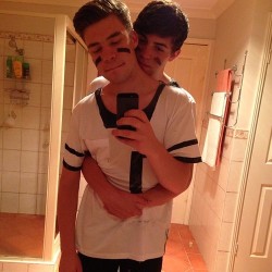 lovehouse:  ~♡ selfie with my guy, hold