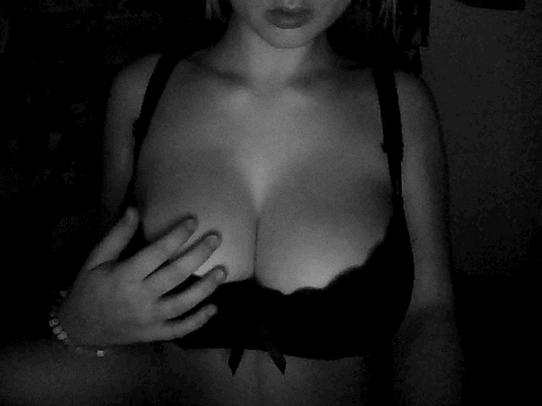 73a73y:  http://73a73y.tumblr.com/ enjoy love <3 reblog for a second one 