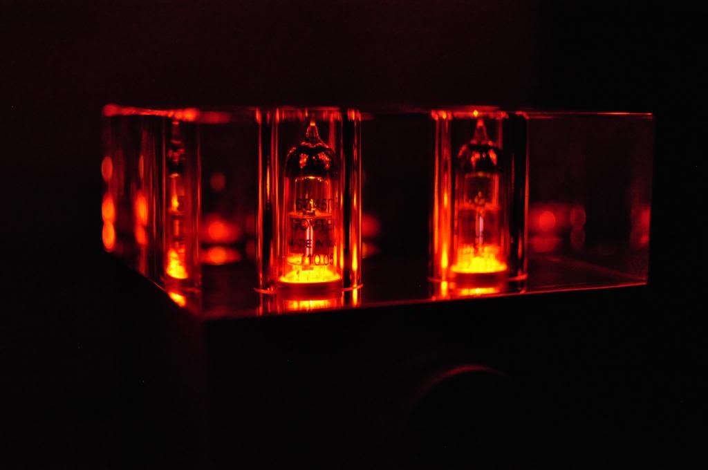 mindgraphy:  Woo Audio WA7 - Pure Class-A headphone tube amplifier with integrated