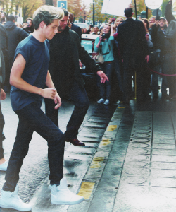 don't let me go