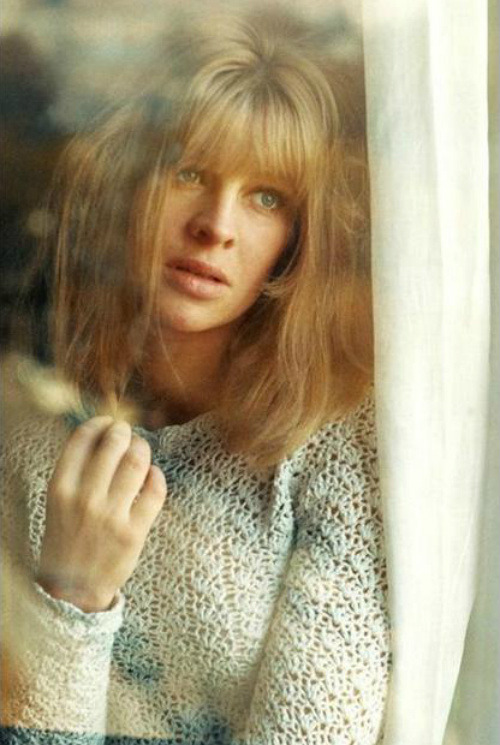 ladiesofthe60s:Julie Christie, photo by David Hurn, London, 1962.