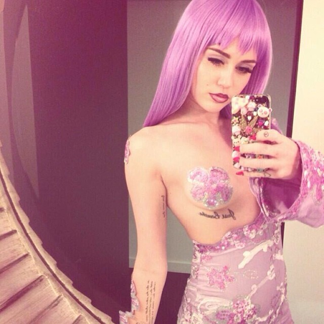 Miley as the Queen