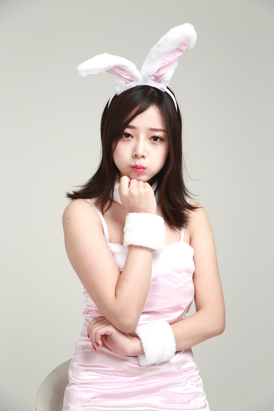 Ji Yeon cute bunny girl.