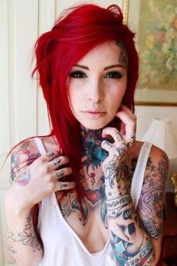 hot4tattoobabes:  hot4tattoobabes