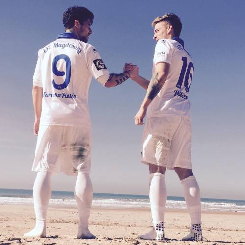 maleathletessocks:  Football. Manuel Farrona-Pulido, Nils Butzen. 1. FC Magdeburg