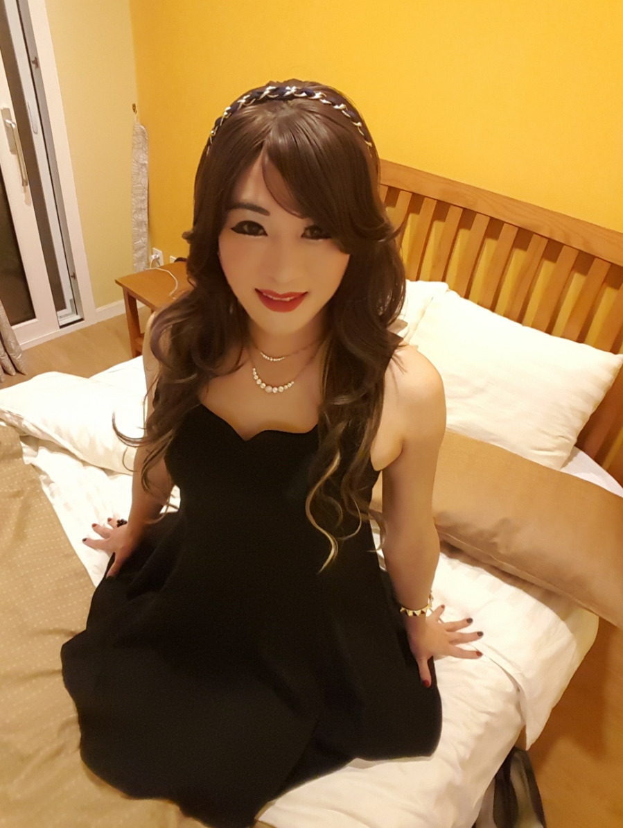 yeo-jung:  환영합니다^^ 그치만 뭐 노출이나 그런  성적인 포스팅은