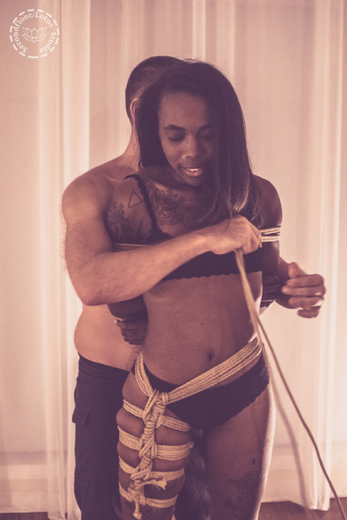 secondfloor-fet: @shaktibliss tied by Secondfloor at 1701 Studio in Austin, TX | photos by @gaping-lotus View full set on Patreon 