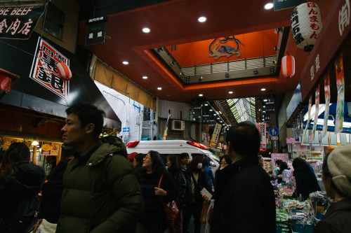 Around Kuromon.Canon 5D & 24-105mm f/4L. Dec, 2016.