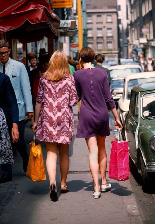 absolutely60s:Carnaby Street, 1966.