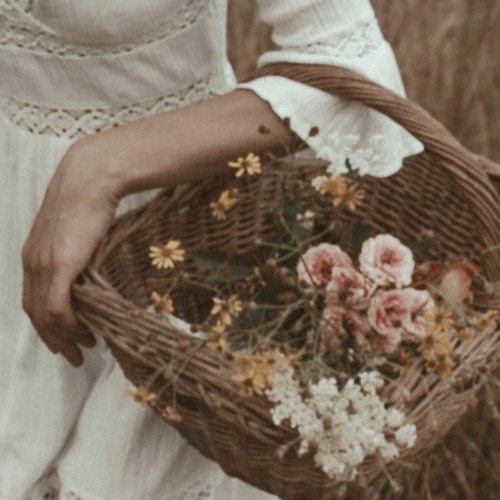 G. Blythe
