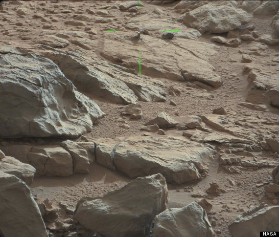 goddessofcheese:  n-a-s-a:  Mars Rover Spots Metallic ‘Arm’ Sticking Out Of A