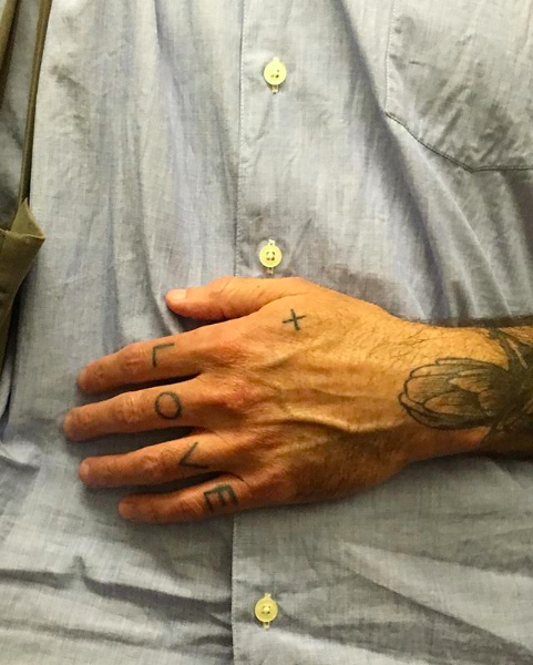 Porn photo lovingon:subwayhands + tattoos