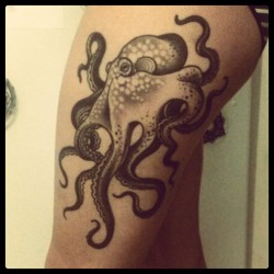 fuckyeahtattoos:  Octopus tattoo by Dean Denney