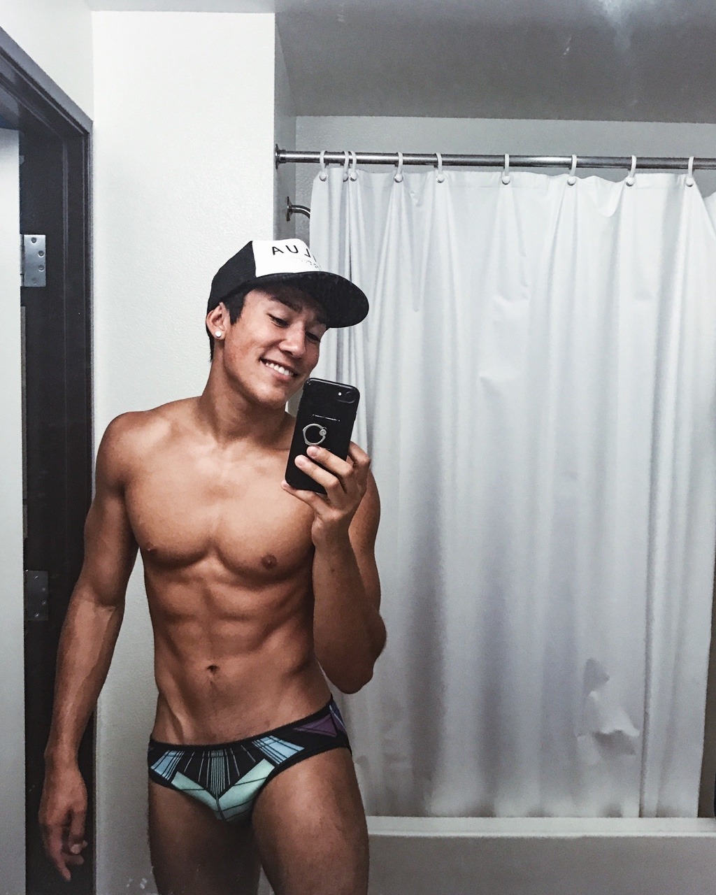 theasianinitiation:  micah-dean: HONESTLY @marcosquared I LOVE THIS. Ig: micah_dean