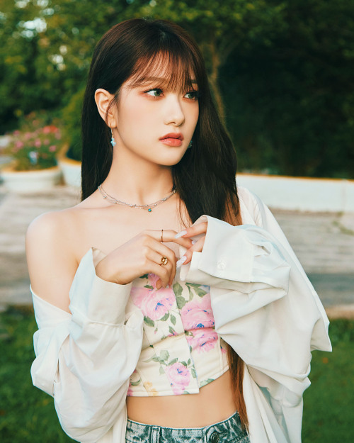 lovecountdown:  Fromis_9 🌴 [from our Memento Box] ‘Memory Vers.’ Official Photo