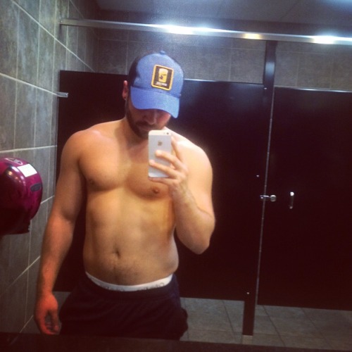 theresmagicinthenite:  A+ gym sesh tonight 