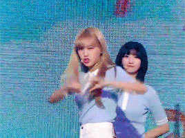 m-ihyuns:  oh my girl x pantone colours of the year (rose quartz & serenity) 