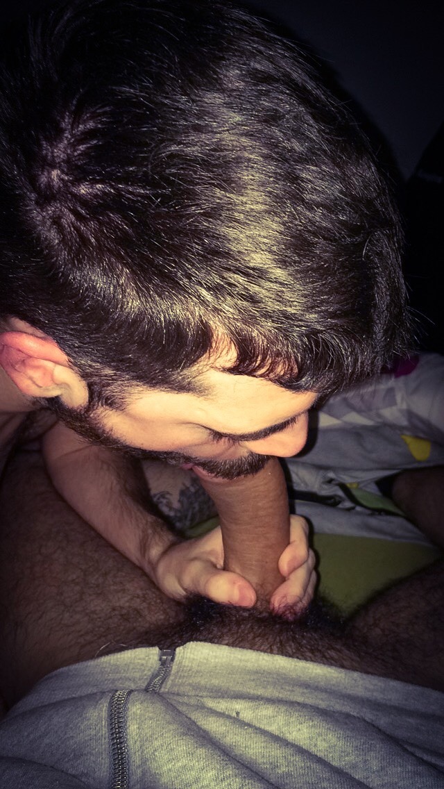 sneak40: cmoimax: #suck #blowjob #boyfriend Mmmmmm……………. 