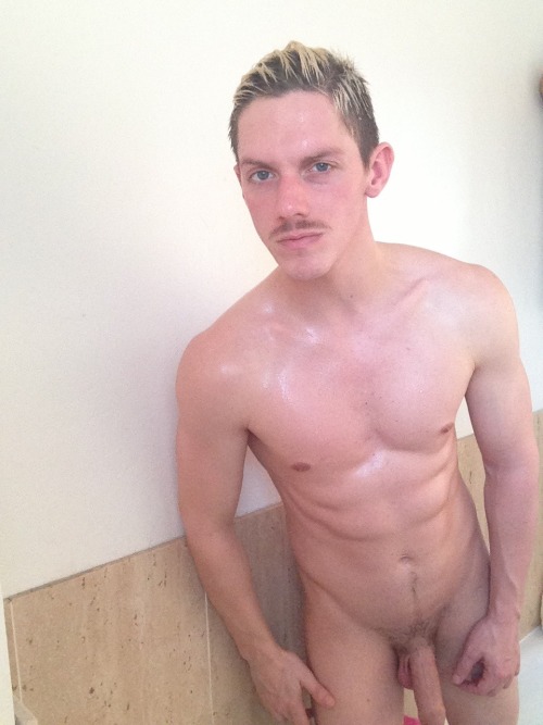 rocksteadyraggamuffin:  Random shots from the last week. I want to do like a nude arty coffee table type glossy book 