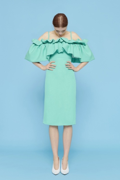 Very impressive ruffle…Edeline Lee Resort 2019 Fashion Show Collection: See the complete Edel