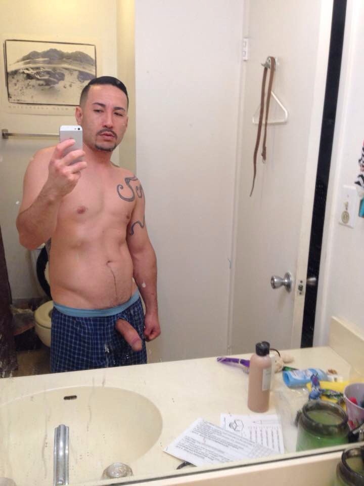 botolovah:  808kingpin:  808dreamboyz:  Oh man.. you should see this hapa guy’s