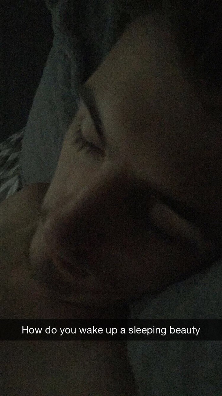ray-winters-sings:  This is what happens when I wake up an hour before boredpoetsociety.