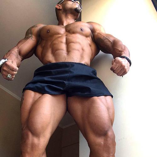 oxyparis:  Lucas Coelho