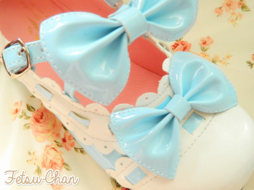 fetsu-chan:  I’m on a review role tonight!  Just posted a review for these cuties!  