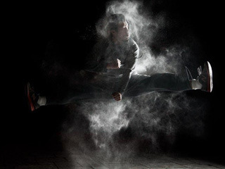 feiyuedeltamid:  So beautiful movement! I am a loyal fan of parkour! Do you like