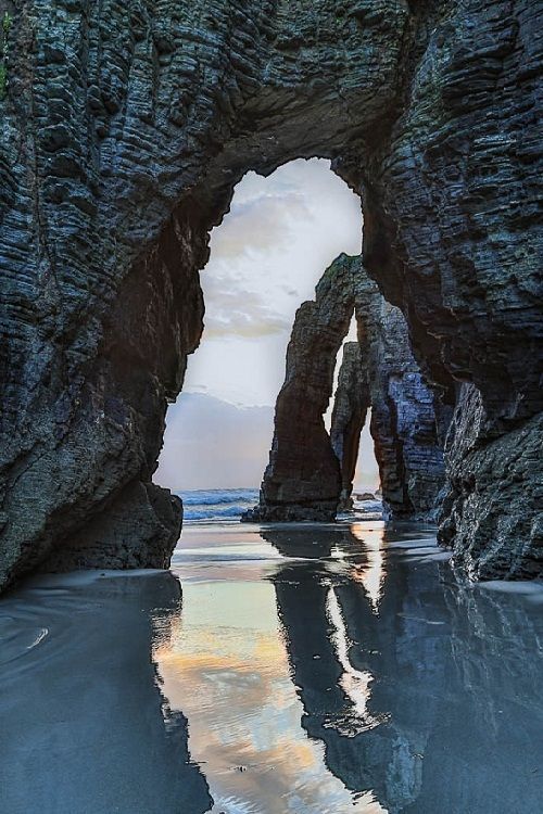 praial: Spain: Cathedrals Beach, Galicia