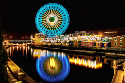 odditiesoflife:   Amazing Long Term Exposure Photos of Ferris Wheels The original Ferris Wheel was designed and constructed by George Washington Gale Ferris, Jr. as a landmark for the 1893 World’s Columbian Exposition in Chicago. The term Ferris wheel