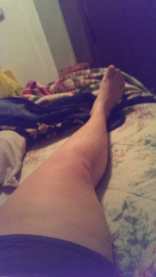 Wait4Itjuan:  A Little Leg N Foot For Those Who Asked.   Youre Hot, Juan Lol