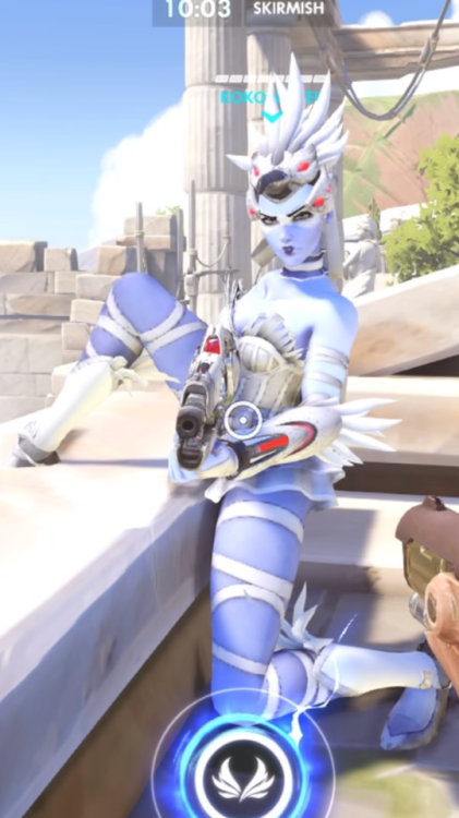 relatablepicturesofwidowmaker:when you see ur crush